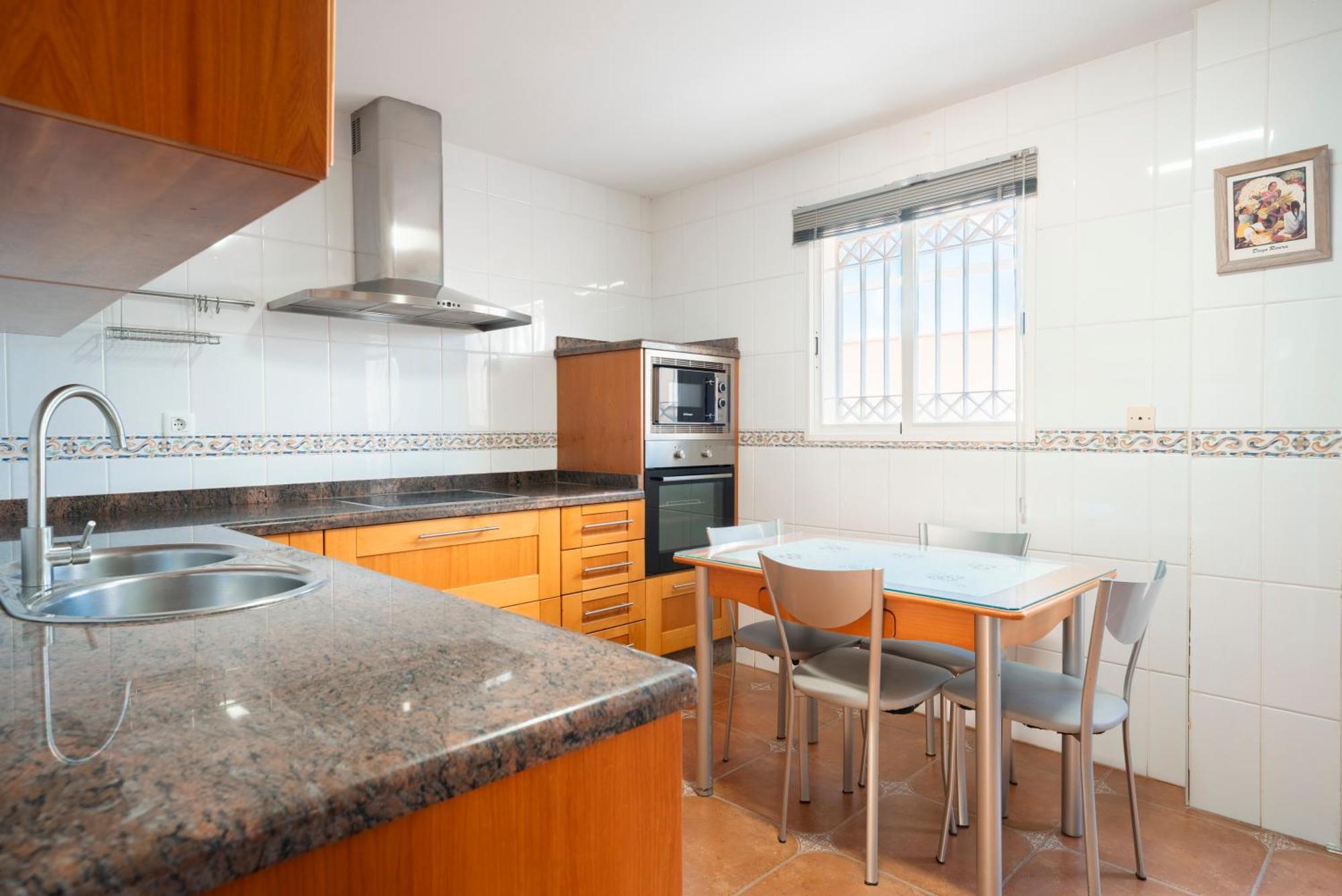Villa Casa Con Piscina Privada De Agua Salada La Guardia de Jaén Exterior foto
